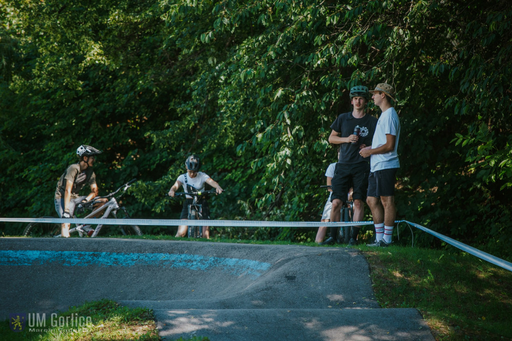 Zawody rowerowe na gorlickim pumptracku