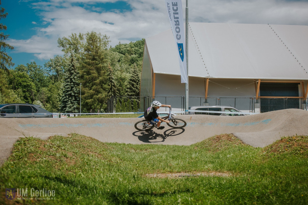 Zawody rowerowe na gorlickim pumptracku