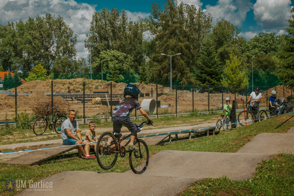 Zawody rowerowe na gorlickim pumptracku