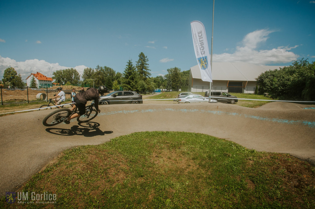 Zawody rowerowe na gorlickim pumptracku