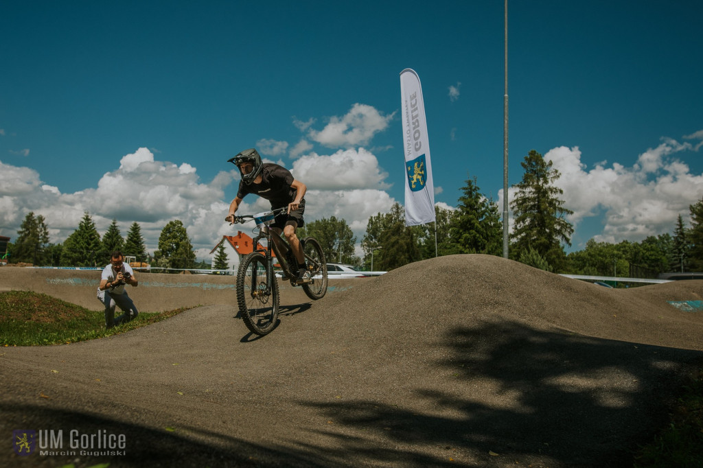 Zawody rowerowe na gorlickim pumptracku
