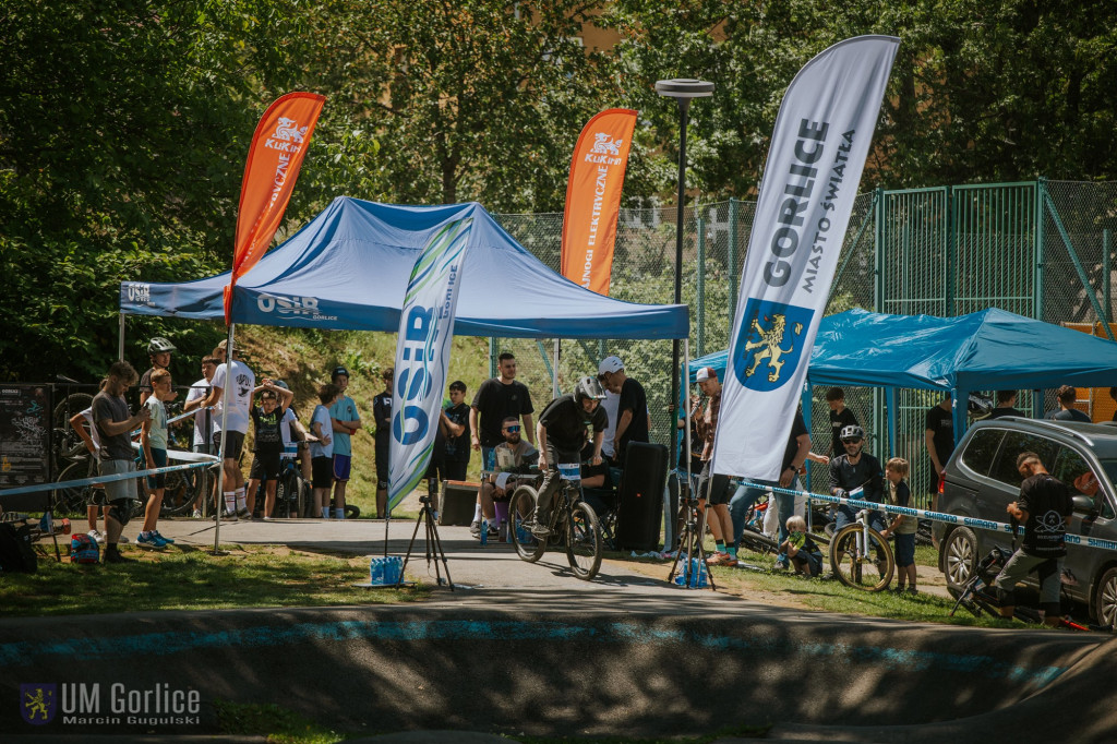 Zawody rowerowe na gorlickim pumptracku