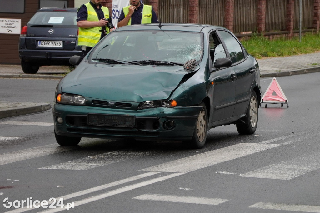 Zderzenie motocykla z osobówką na ul. Węgierskiej (04.06.)