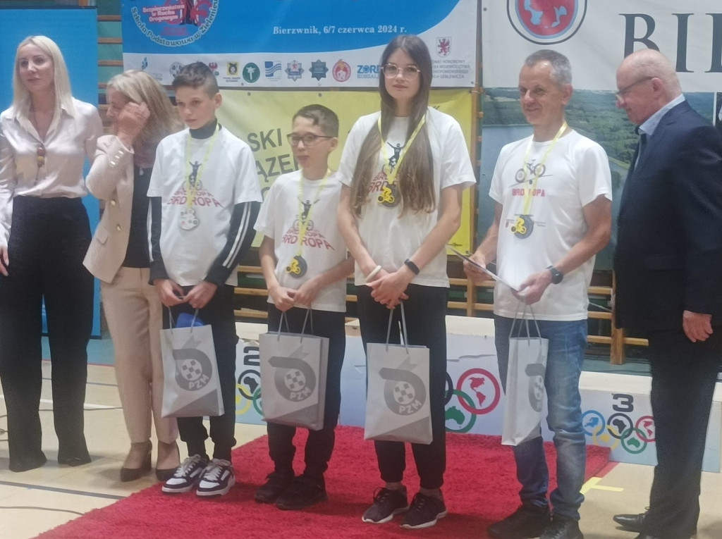 Uczniowie z Ropy triumfują w Turnieju BRD
