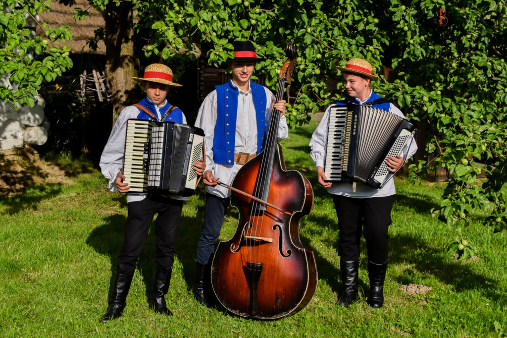 Targowisko Instrumentów w Szymbarku