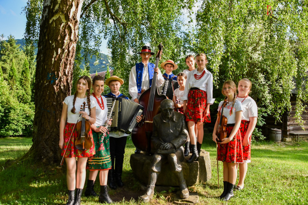 Targowisko Instrumentów w Szymbarku