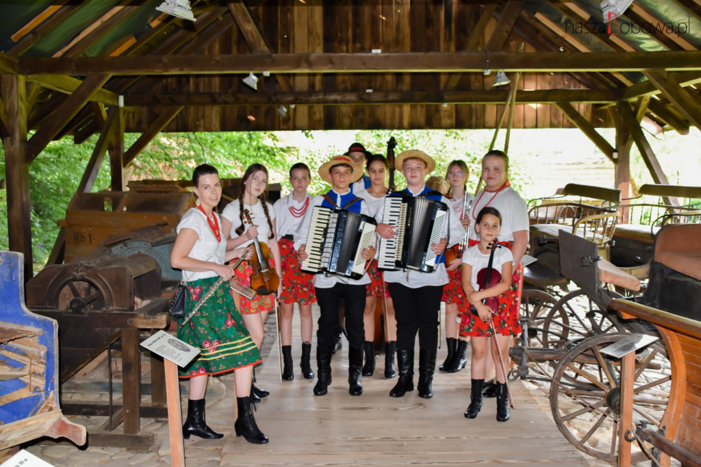 Targowisko Instrumentów w Szymbarku