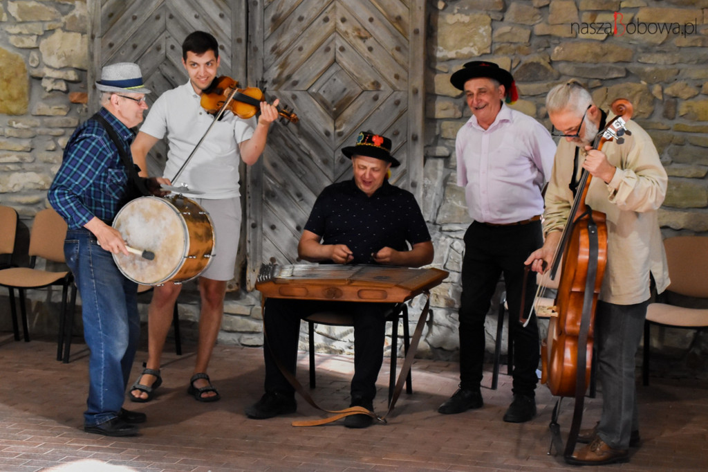 Targowisko Instrumentów w Szymbarku