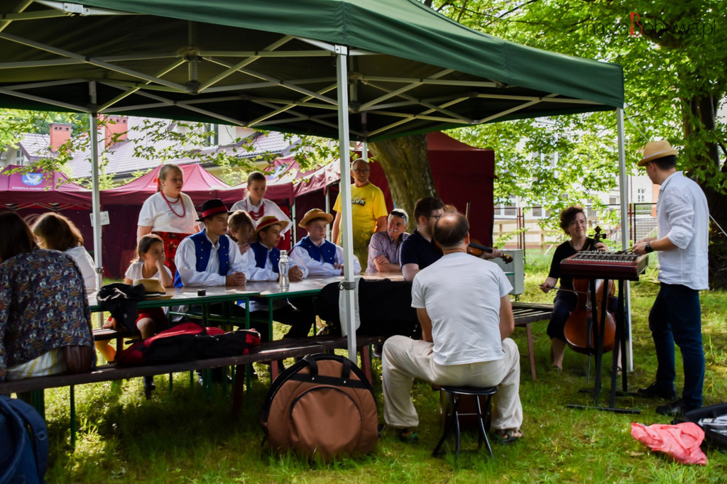 Targowisko Instrumentów w Szymbarku