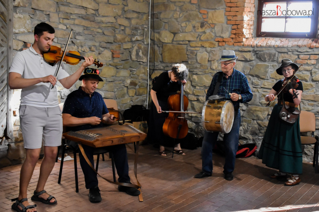 Targowisko Instrumentów w Szymbarku