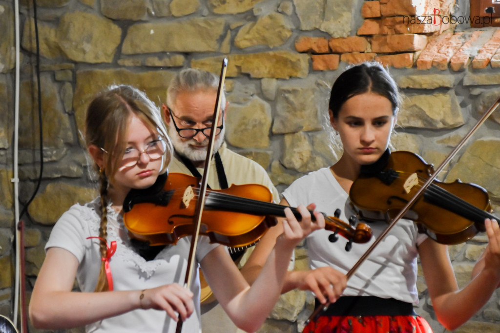 Targowisko Instrumentów w Szymbarku