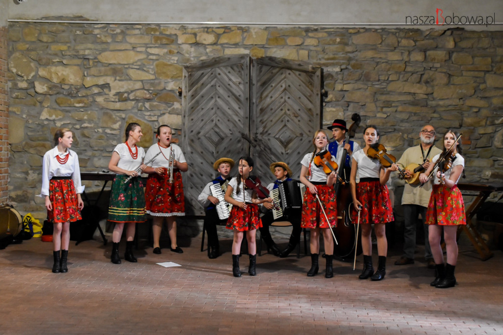 Targowisko Instrumentów w Szymbarku