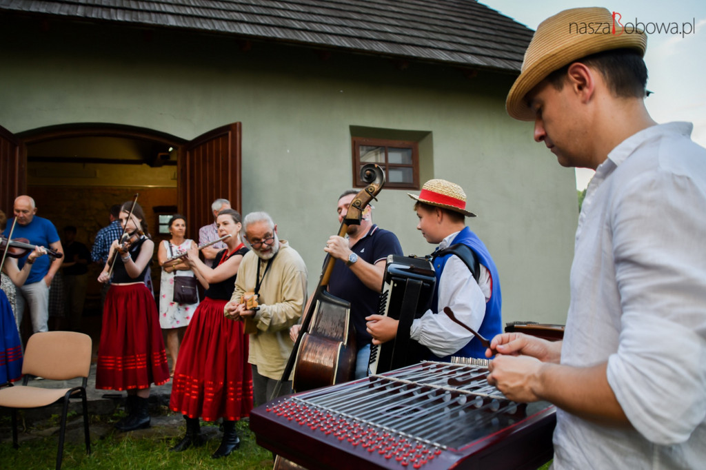 Targowisko Instrumentów w Szymbarku