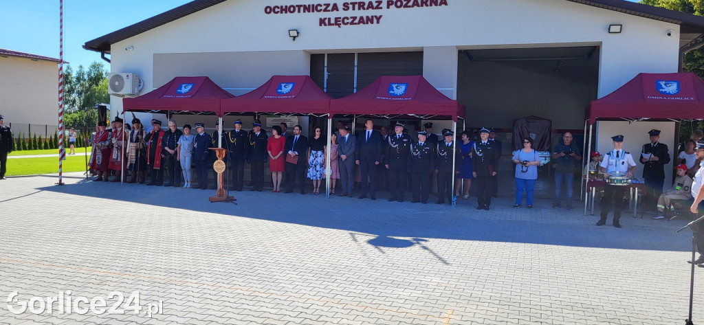 OSP Klęczany świętuje nowy samochód i remizę