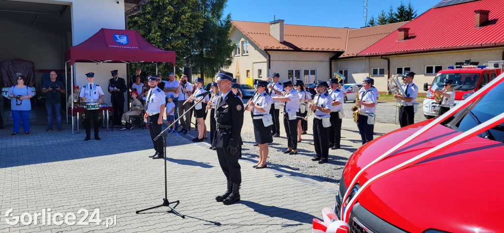 OSP Klęczany świętuje nowy samochód i remizę