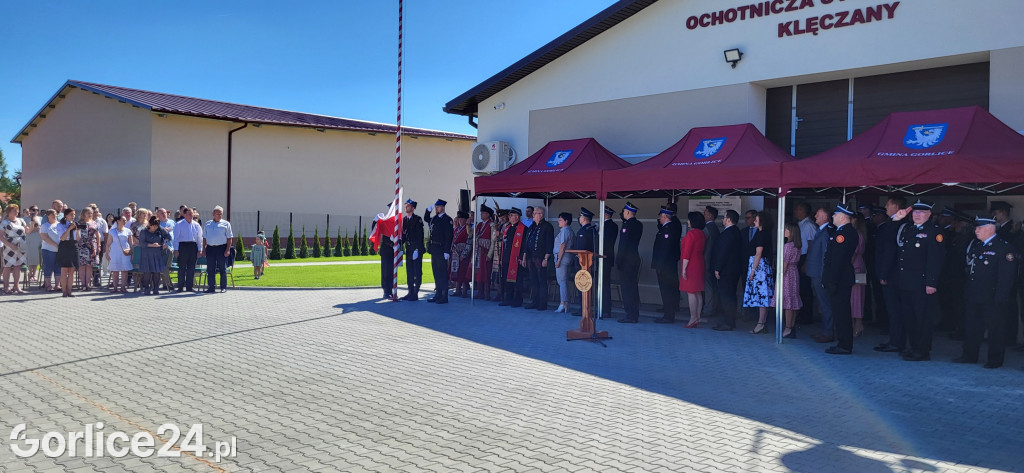 OSP Klęczany świętuje nowy samochód i remizę