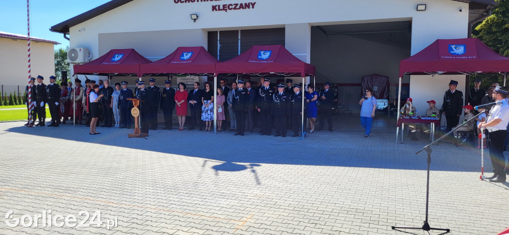 OSP Klęczany świętuje nowy samochód i remizę