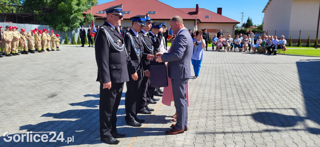 OSP Klęczany świętuje nowy samochód i remizę