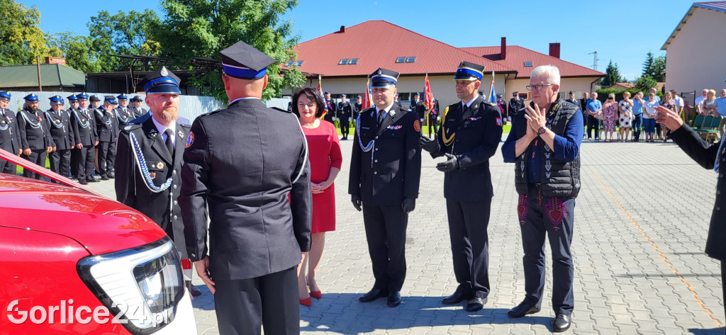 OSP Klęczany świętuje nowy samochód i remizę