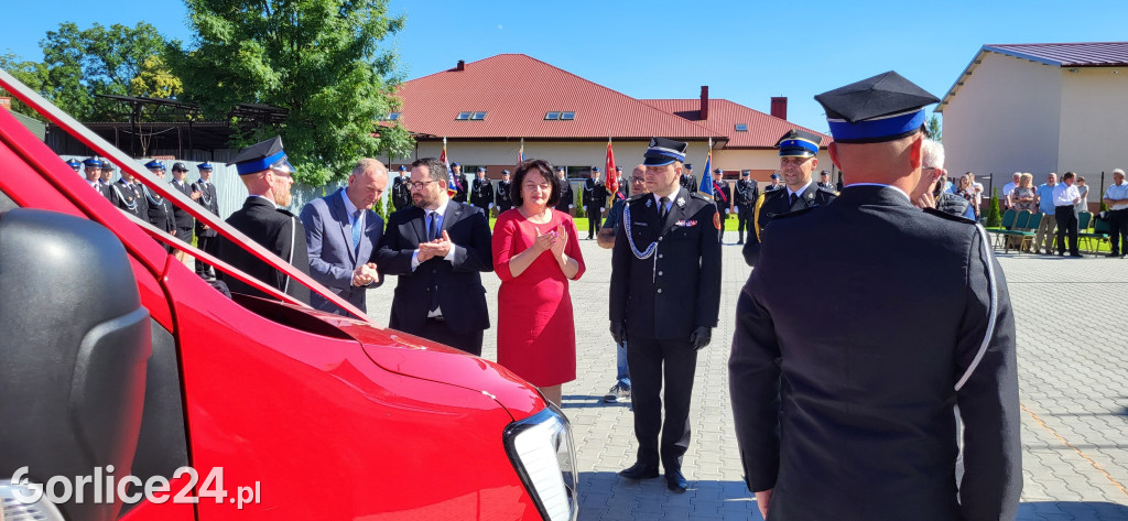 OSP Klęczany świętuje nowy samochód i remizę
