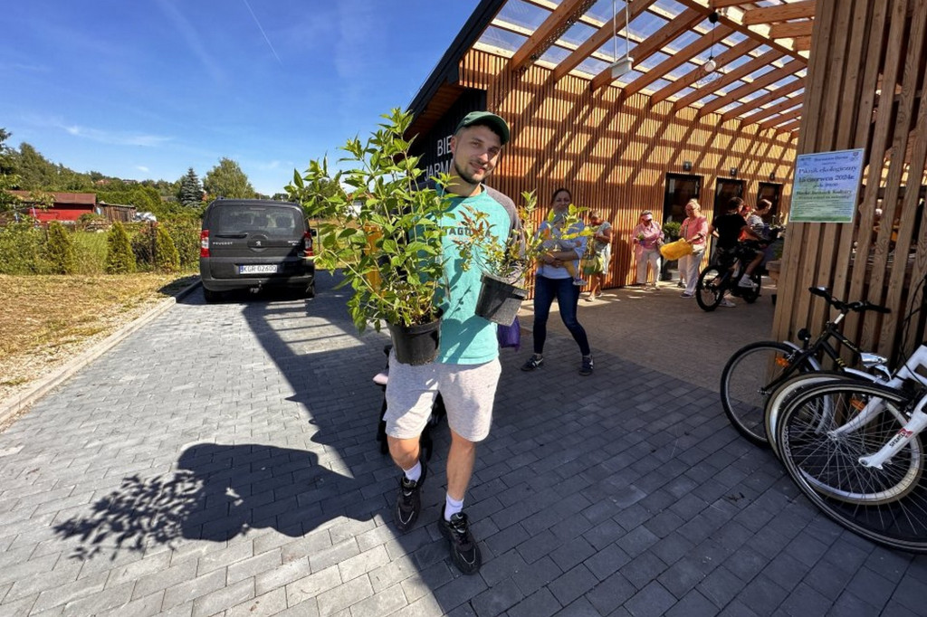 Eko-piknik pod nazwą „Wymień odpad na sadzonkę” w Bieczu