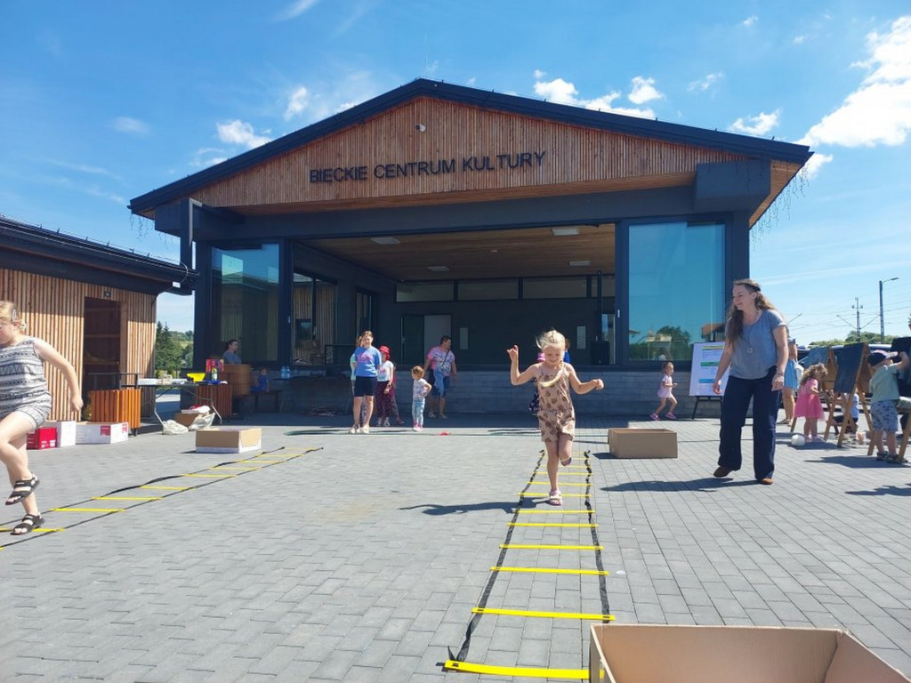 Eko-piknik pod nazwą „Wymień odpad na sadzonkę” w Bieczu