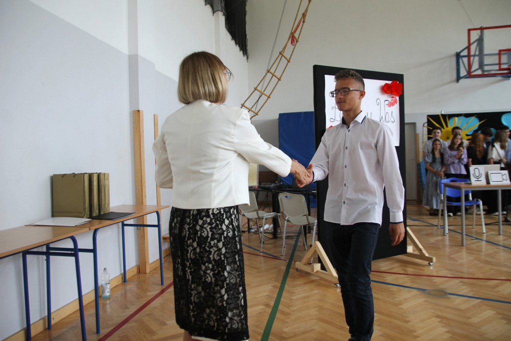 Uroczystość zakończenia roku szkolnego 2023/2024 w Sękowej