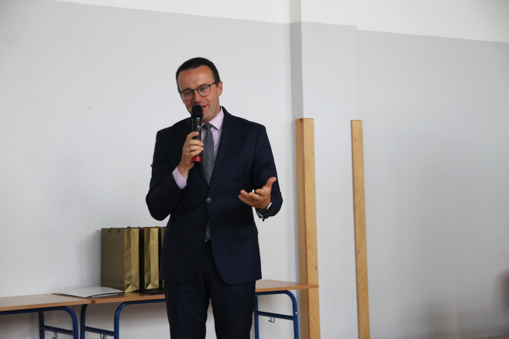 Uroczystość zakończenia roku szkolnego 2023/2024 w Sękowej