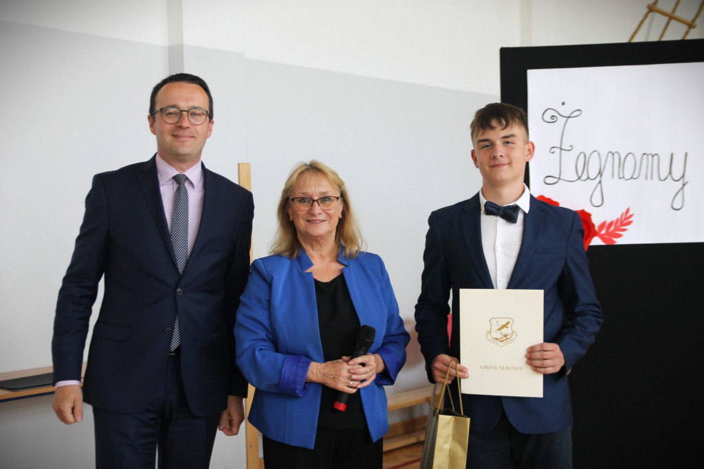 Uroczystość zakończenia roku szkolnego 2023/2024 w Sękowej