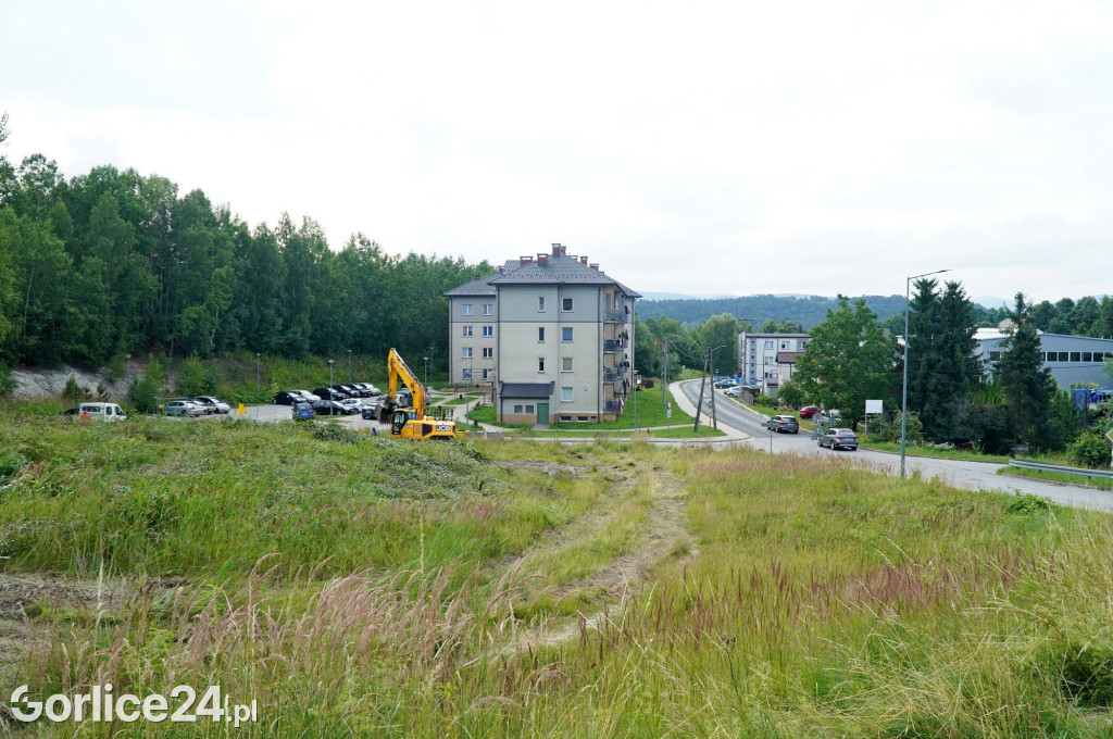 Blok przy ul. Korczaka w Gorlicach (04.07.)