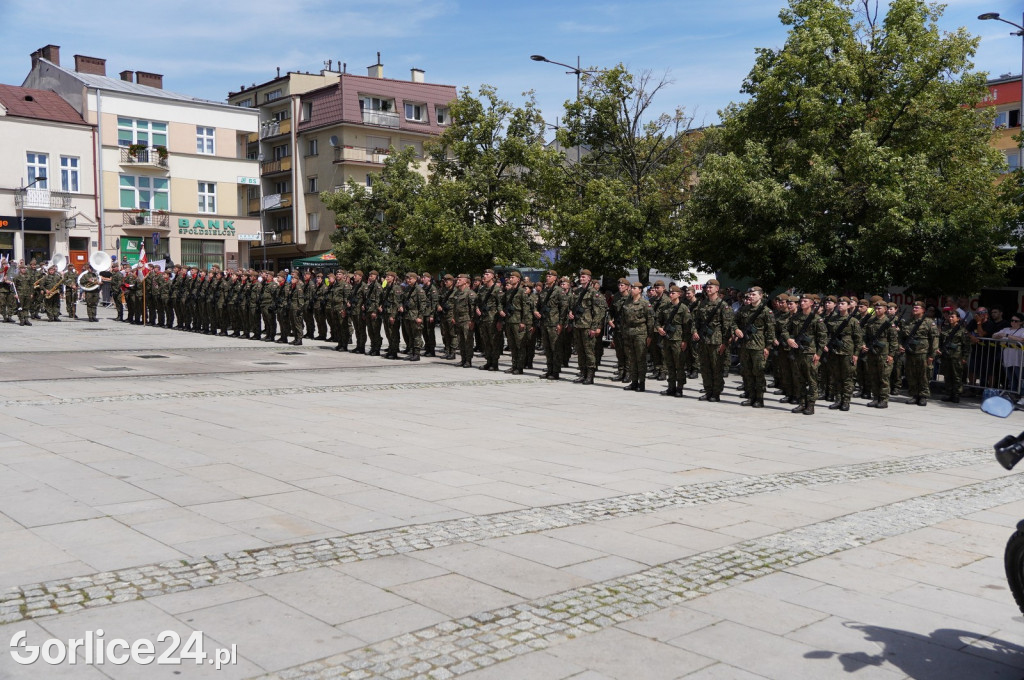 Przysięga Terytorialsów na gorlickim Rynku 06.07.