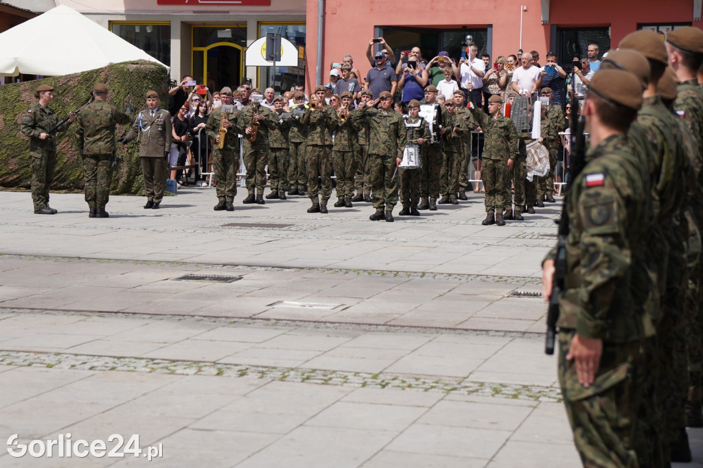 Przysięga Terytorialsów na gorlickim Rynku 06.07.