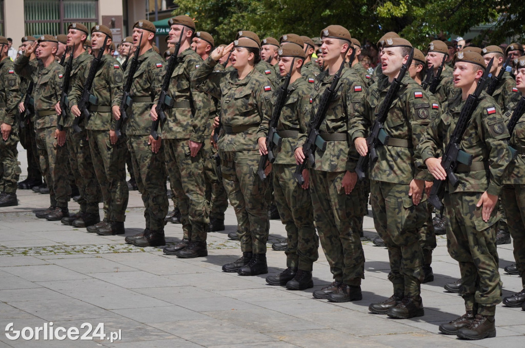 Przysięga Terytorialsów na gorlickim Rynku 06.07.