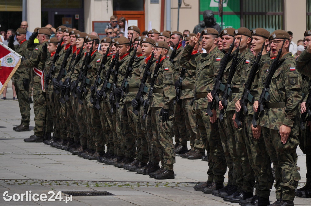 Przysięga Terytorialsów na gorlickim Rynku 06.07.