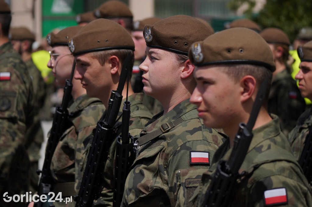 Przysięga Terytorialsów na gorlickim Rynku 06.07.