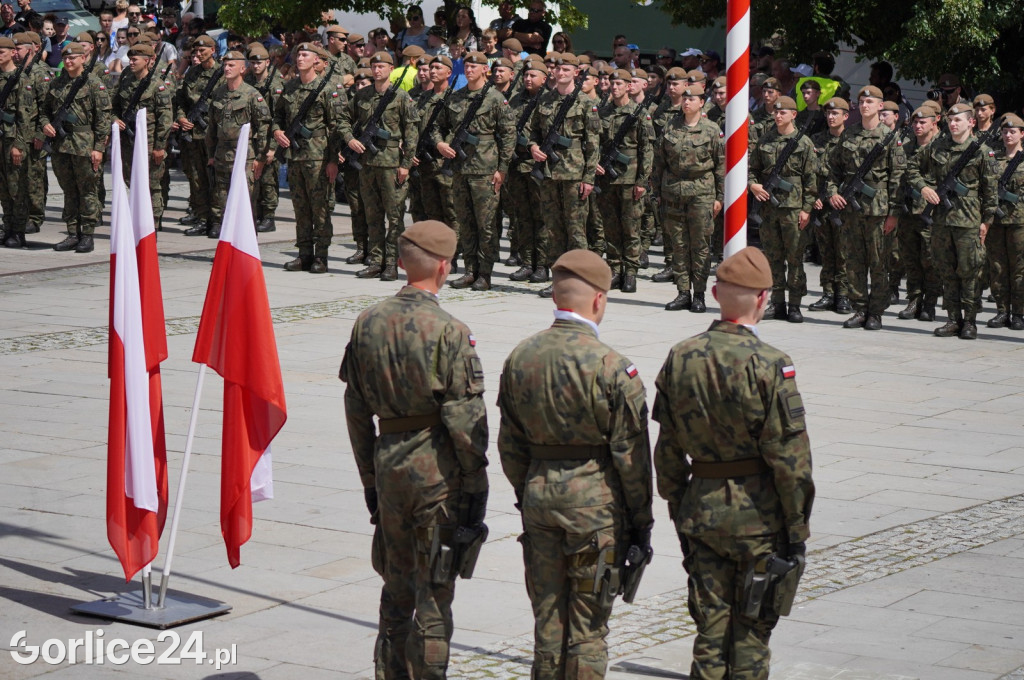 Przysięga Terytorialsów na gorlickim Rynku 06.07.