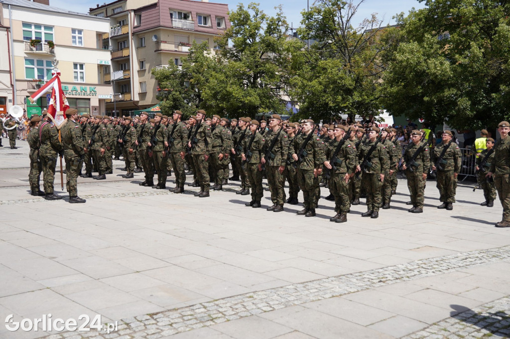 Przysięga Terytorialsów na gorlickim Rynku 06.07.