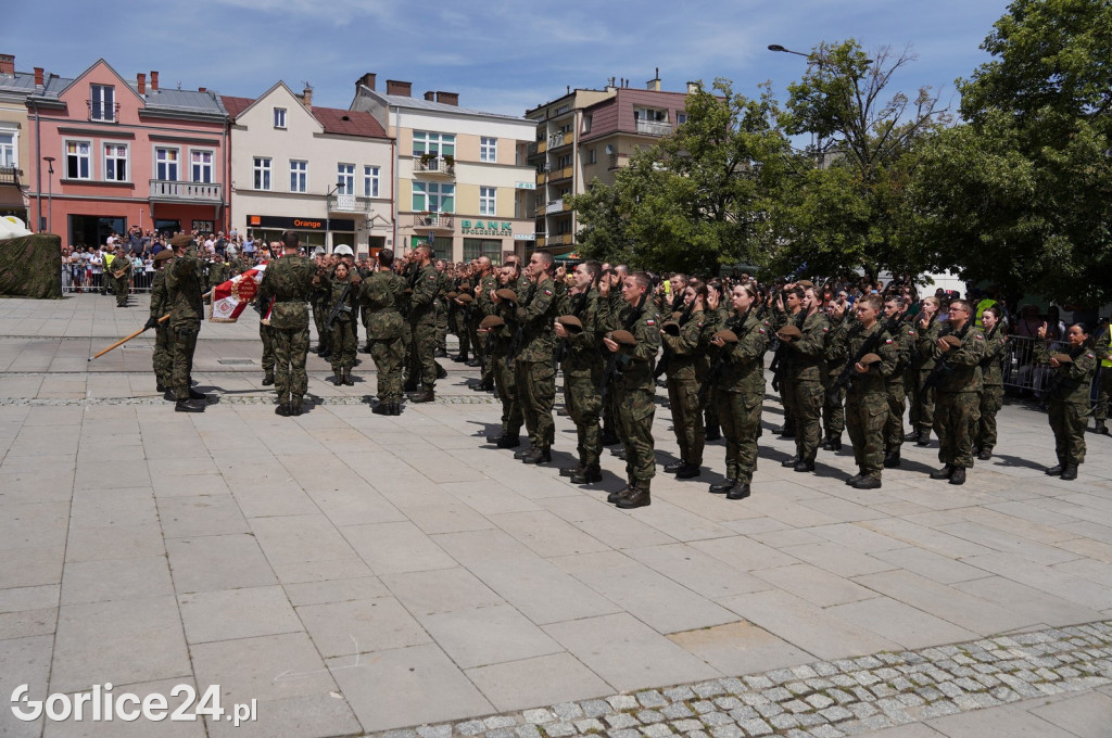 Przysięga Terytorialsów na gorlickim Rynku 06.07.
