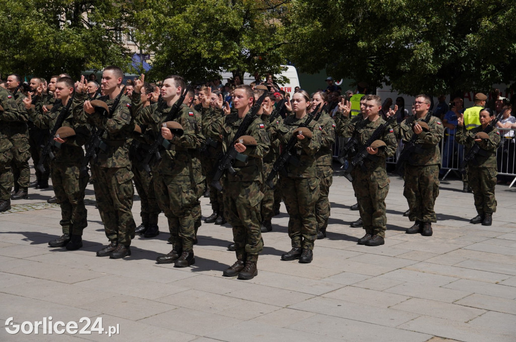 Przysięga Terytorialsów na gorlickim Rynku 06.07.