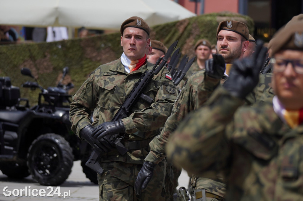 Przysięga Terytorialsów na gorlickim Rynku 06.07.