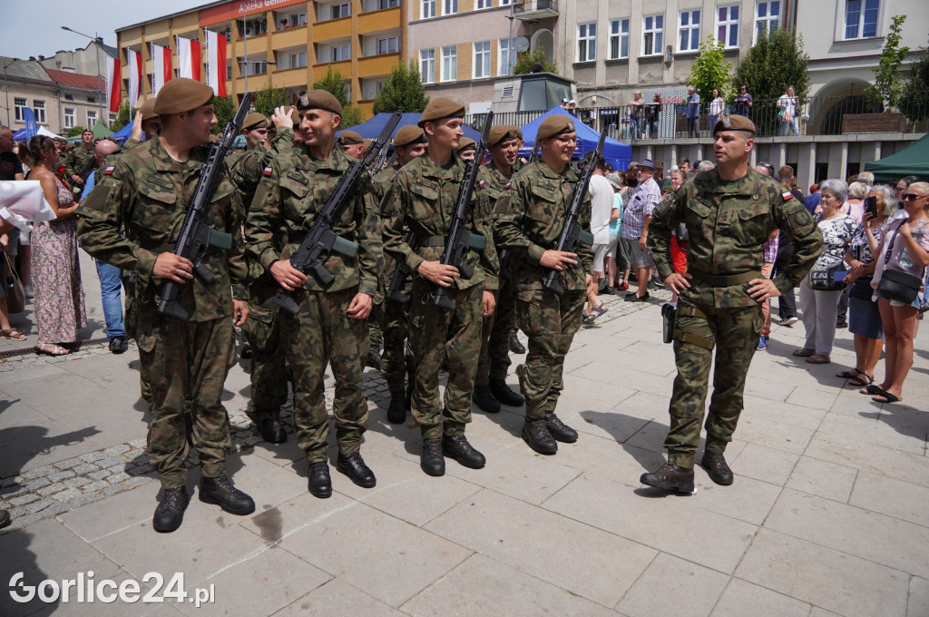 Przysięga Terytorialsów na gorlickim Rynku 06.07.