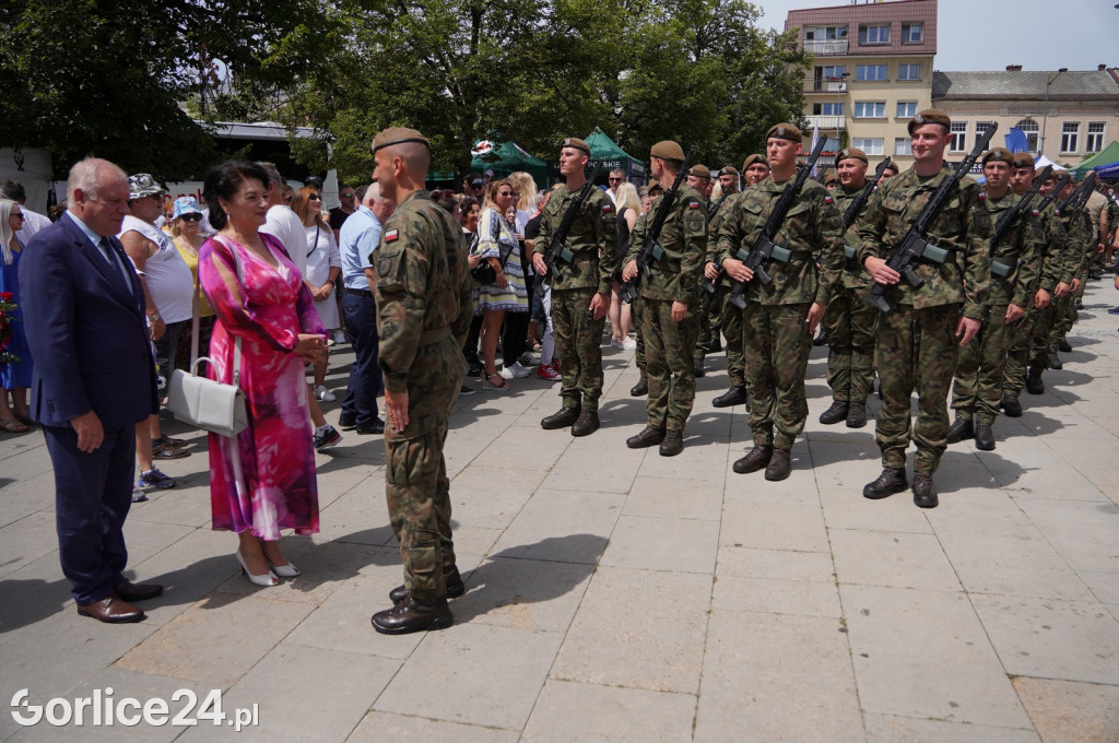 Przysięga Terytorialsów na gorlickim Rynku 06.07.