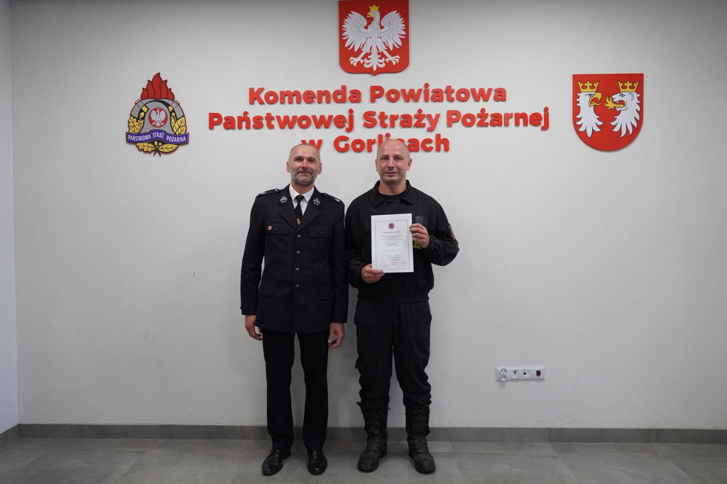 Przyrzeczenie 25 nowych druhen i druhów OSP