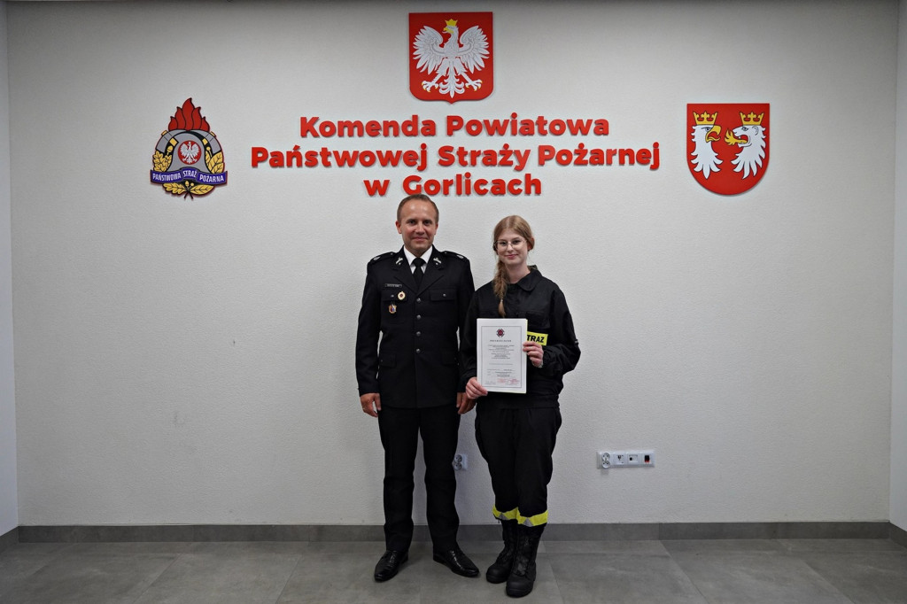 Przyrzeczenie 25 nowych druhen i druhów OSP
