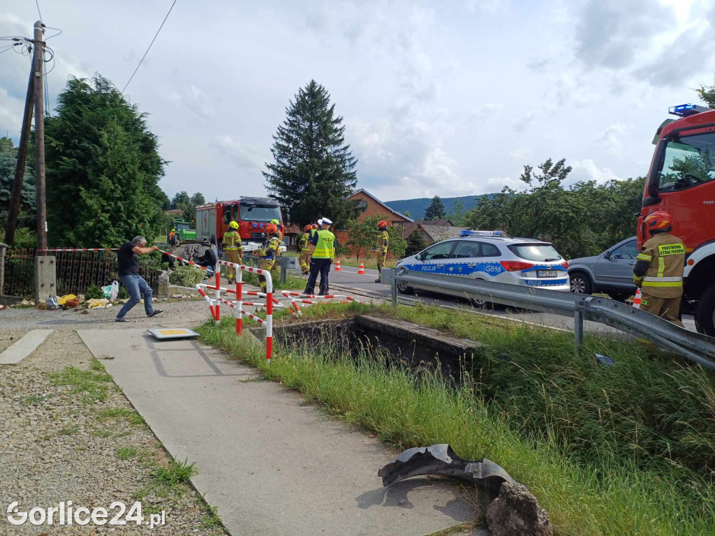 Dachowanie osobówki w Sękowej (20.07.)