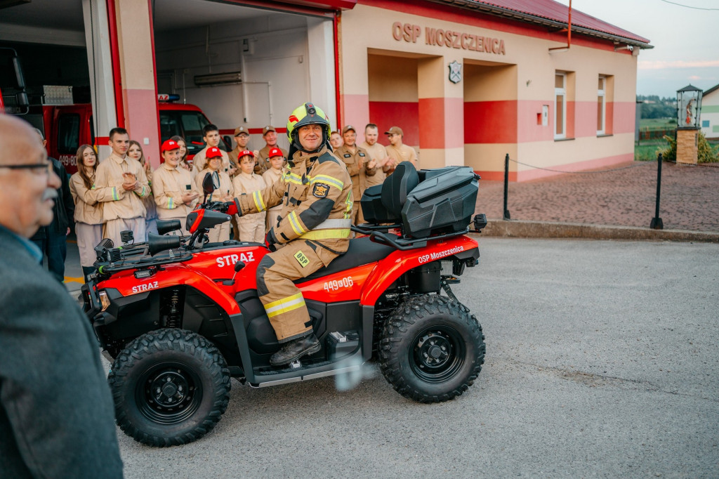 Nowy quad w OSP Moszczenica