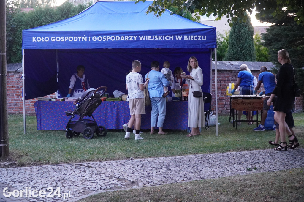 Kromer Festival Niewidzialne Mosty 2024