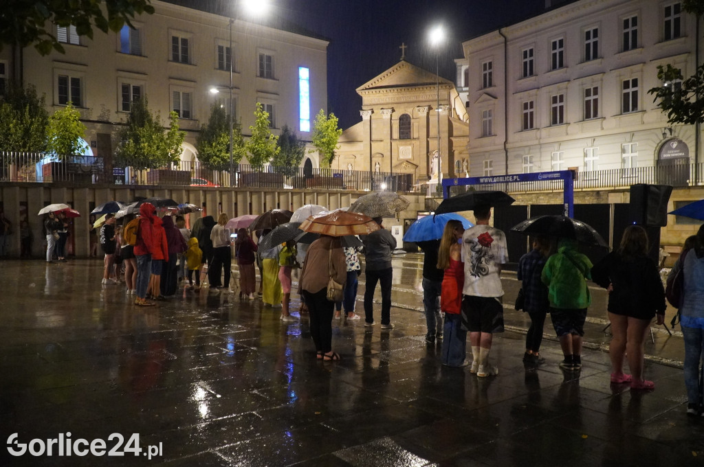 Gorlicki Flash Mob i pokaz Fire LED Show