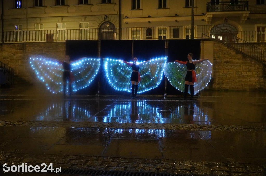 Gorlicki Flash Mob i pokaz Fire LED Show