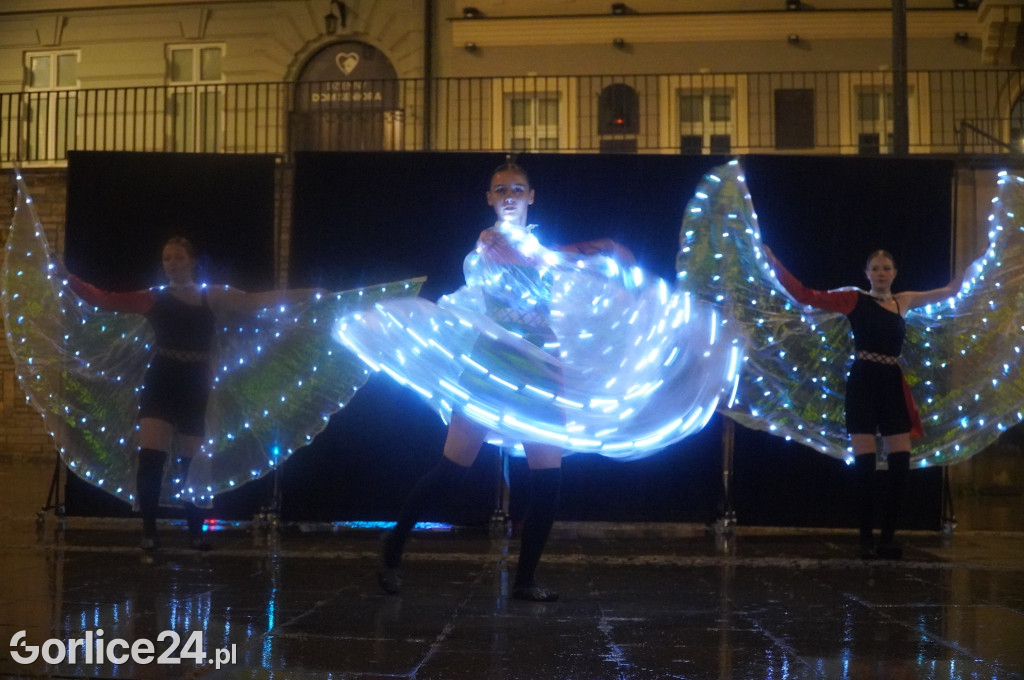 Gorlicki Flash Mob i pokaz Fire LED Show
